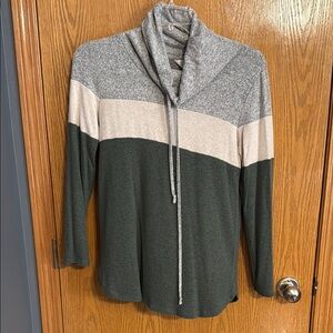 Market & Spruce Multi-Color Cowl Neck Sweater